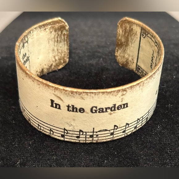 Accessories - Music Sheet 'In the Garden' Vintage-Inspired Cuff Bracelet - Cream & Gold